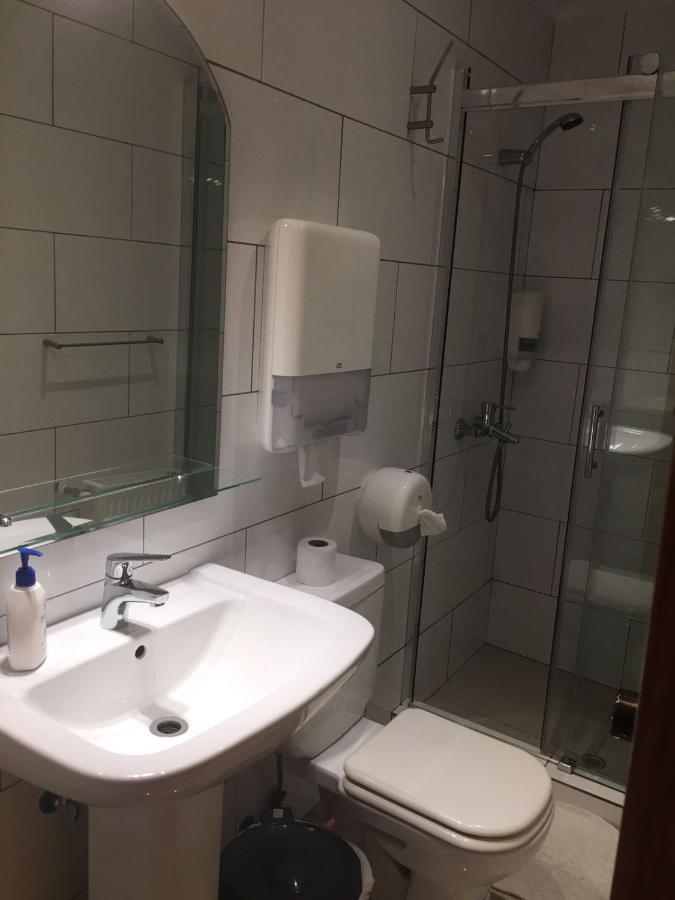 Hostal Balmaceda Punta Arenas Kültér fotó