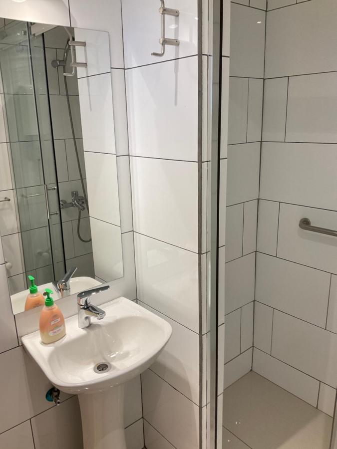 Hostal Balmaceda Punta Arenas Kültér fotó