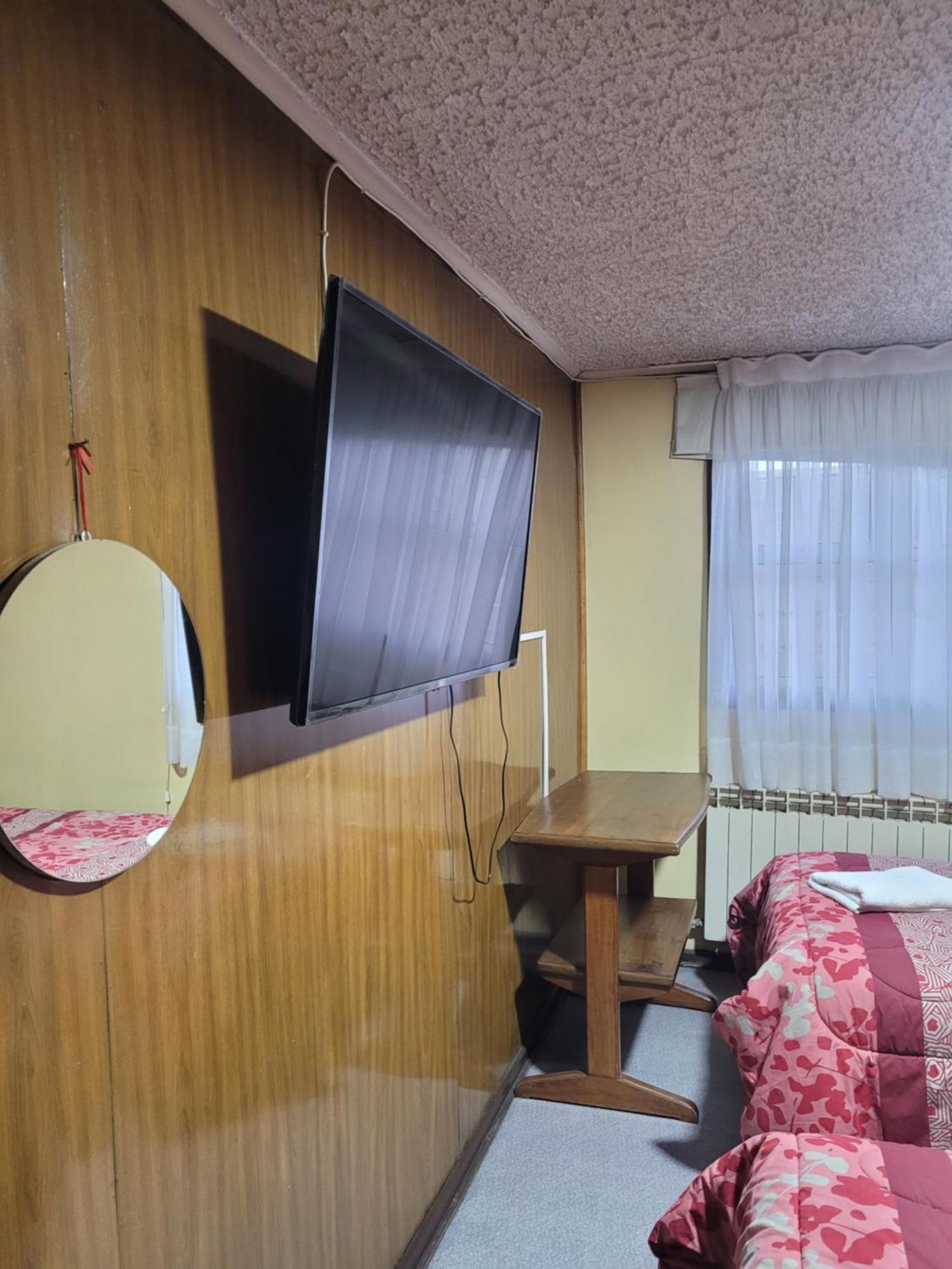 Hostal Balmaceda Punta Arenas Kültér fotó